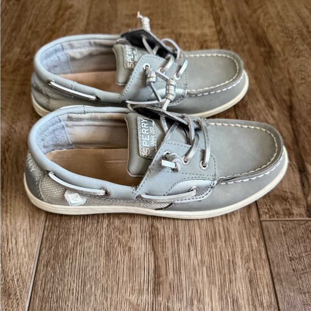 Sperry Shoes - Youth Size 2